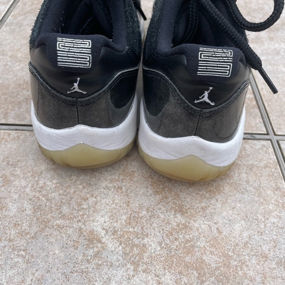 Air Jordan 11 Retro Low \'Barons\' 528895-010 main image 6